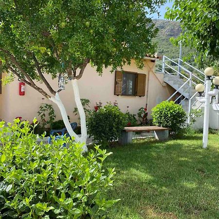 Garden Rooms Himara Kültér fotó