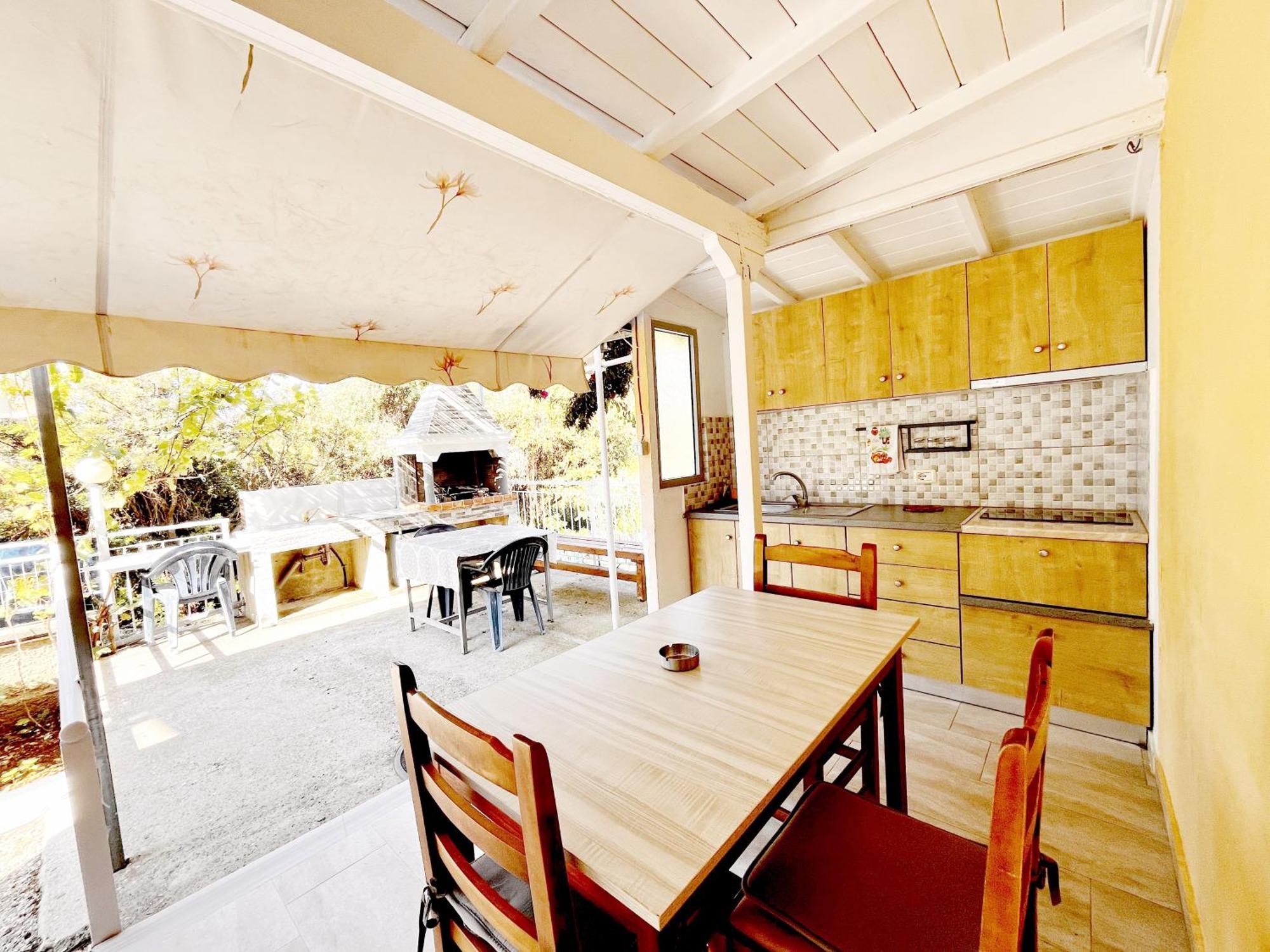 Garden Rooms Himara Kültér fotó