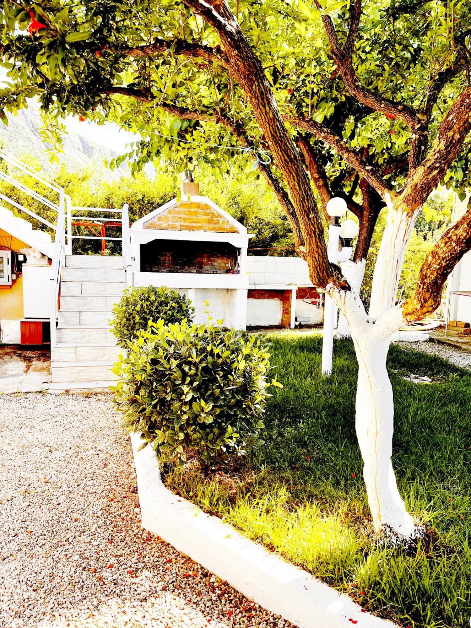 Garden Rooms Himara Kültér fotó