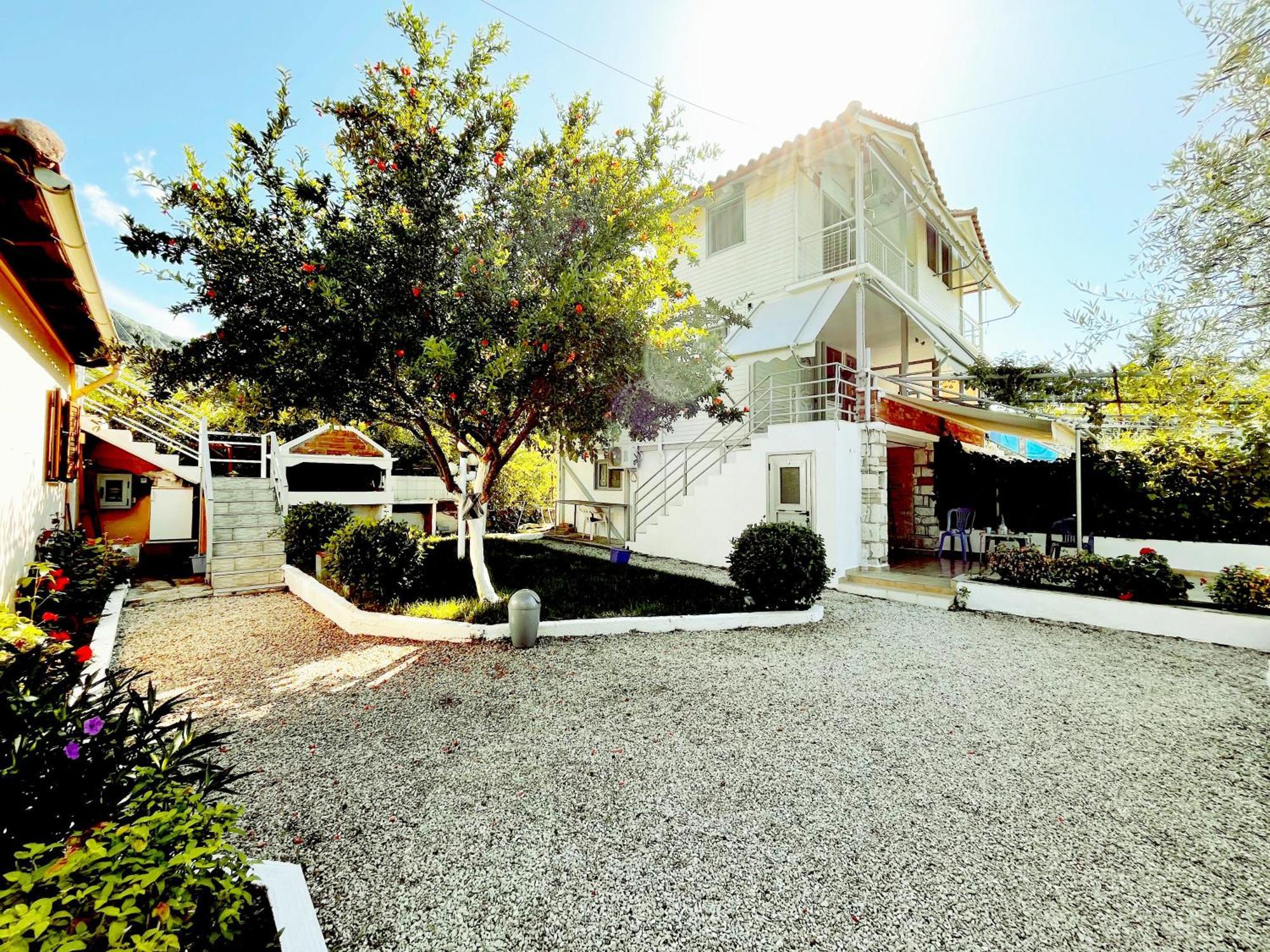 Garden Rooms Himara Kültér fotó
