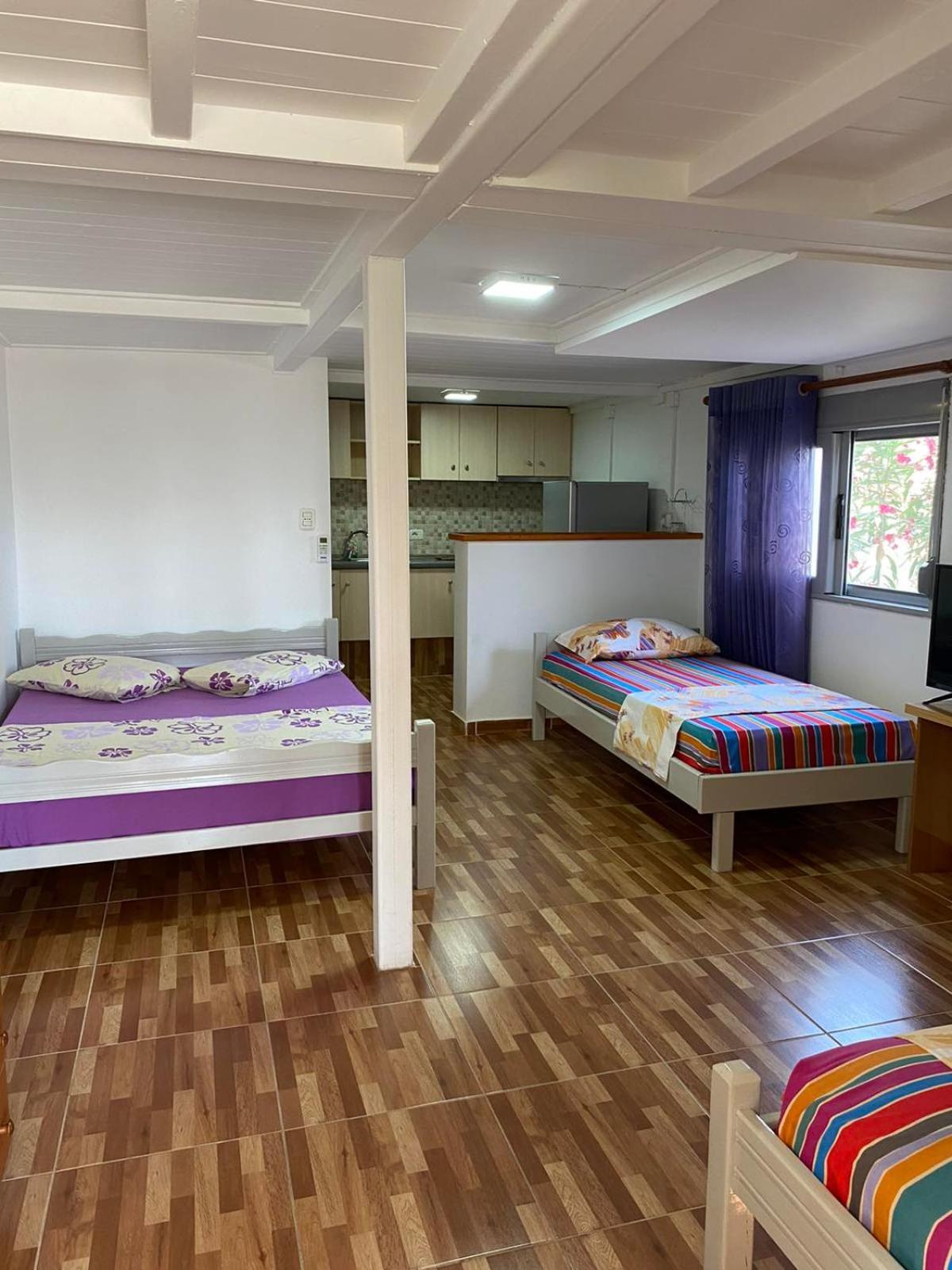 Garden Rooms Himara Kültér fotó